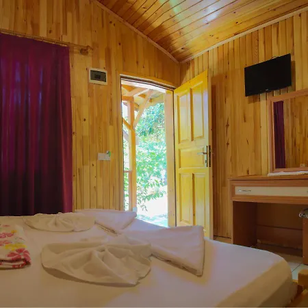 Duran 게스트하우스 3*