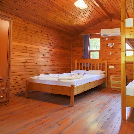 Duran 게스트하우스 3*